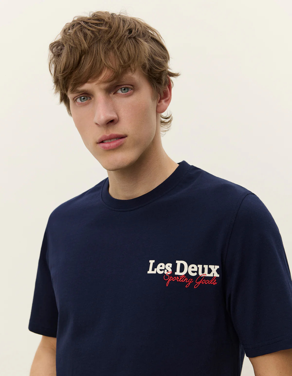 t-shirt les deux tee racing t-shirt navy blue blå logo ekologisk bomull regular fit