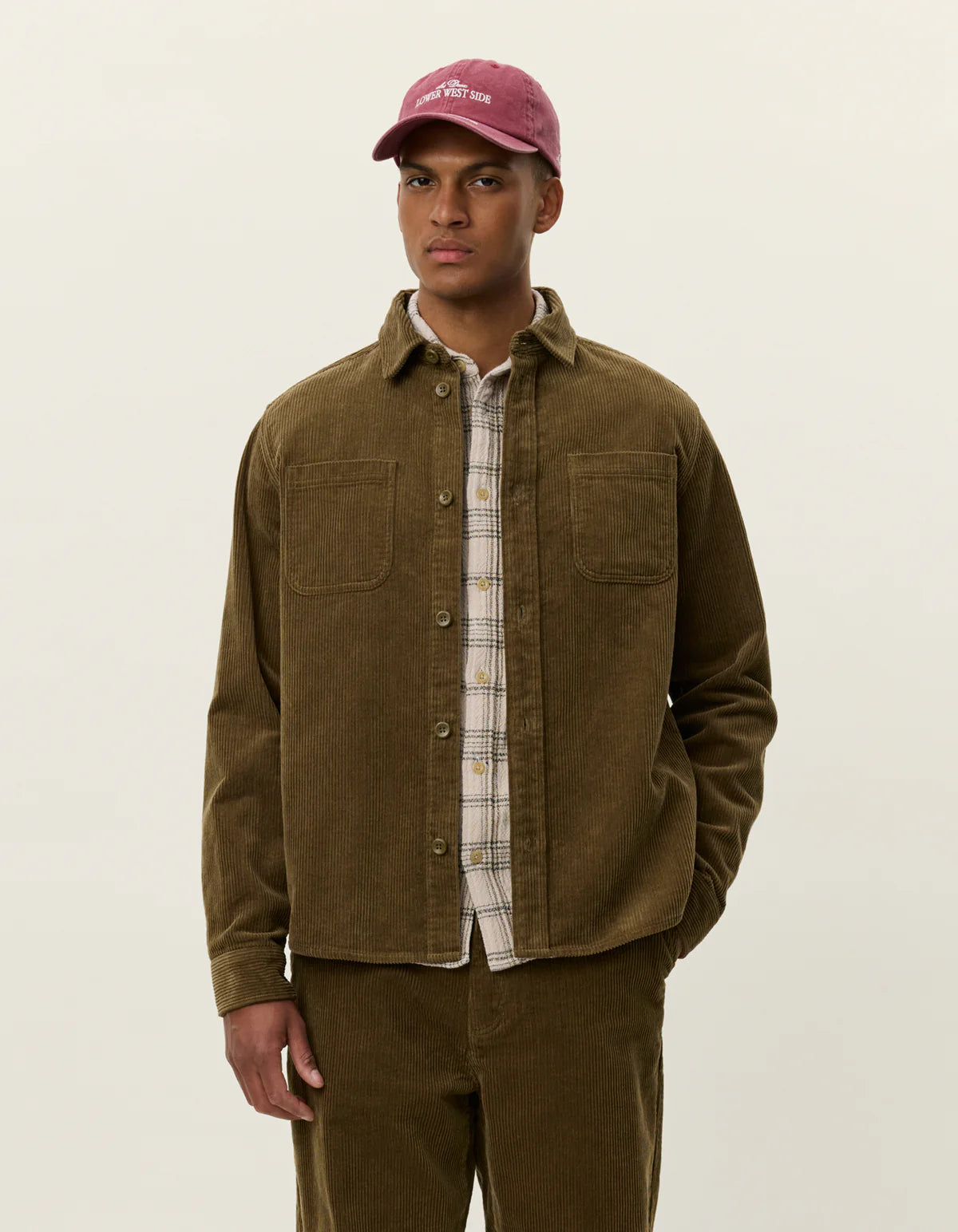 overshirt les deux kody corduroy manchester överskjorta manchestertyg military olive green grön