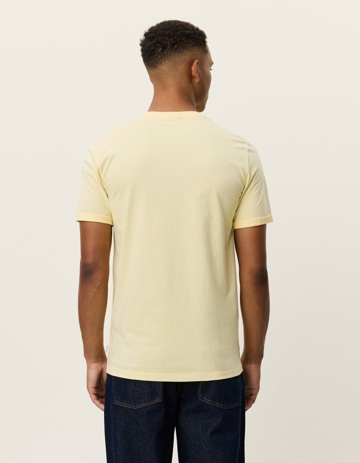 t-shirt tee norregaard contrast t-shirt les. deux pale banana yellow gul