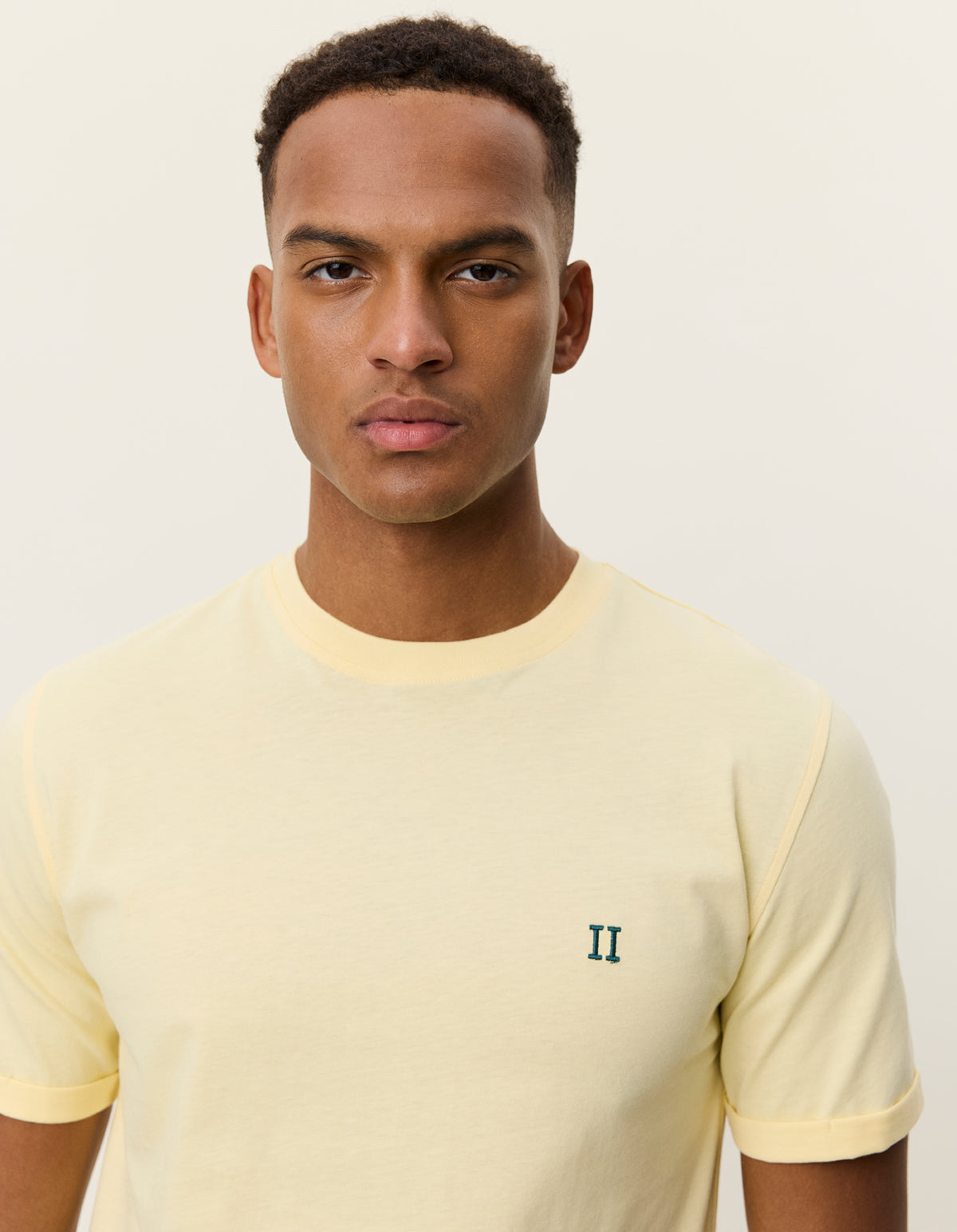 t-shirt tee norregaard contrast t-shirt les. deux pale banana yellow gul