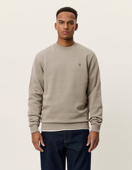 tröja sweatshirt les deux norregaard sweatshirt Laurel oak sand sweater