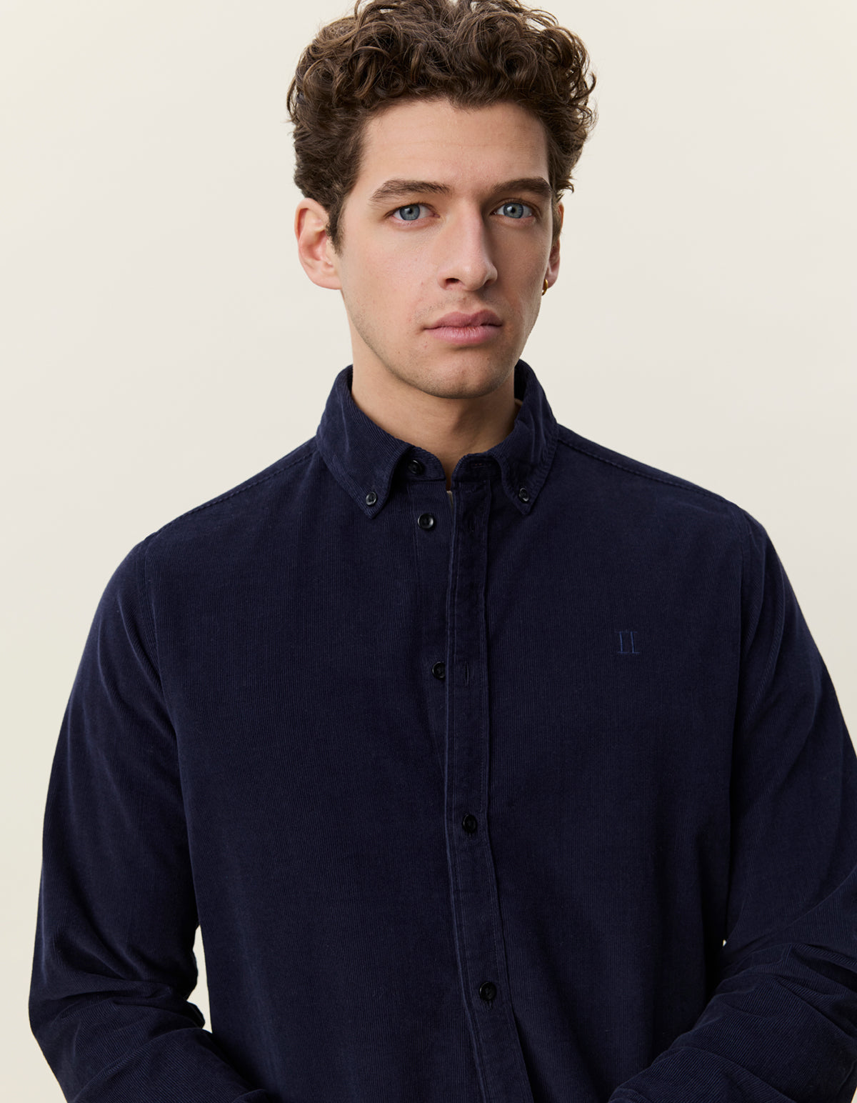 skjorta shirt les deux pinwale corduroy shirt manchester butin down krage dark navy blue blå fri frakt stenungsund