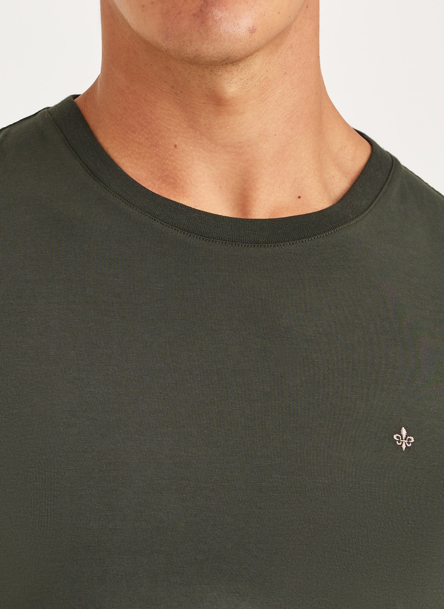 t-shirt tee james tee morris olive grön green