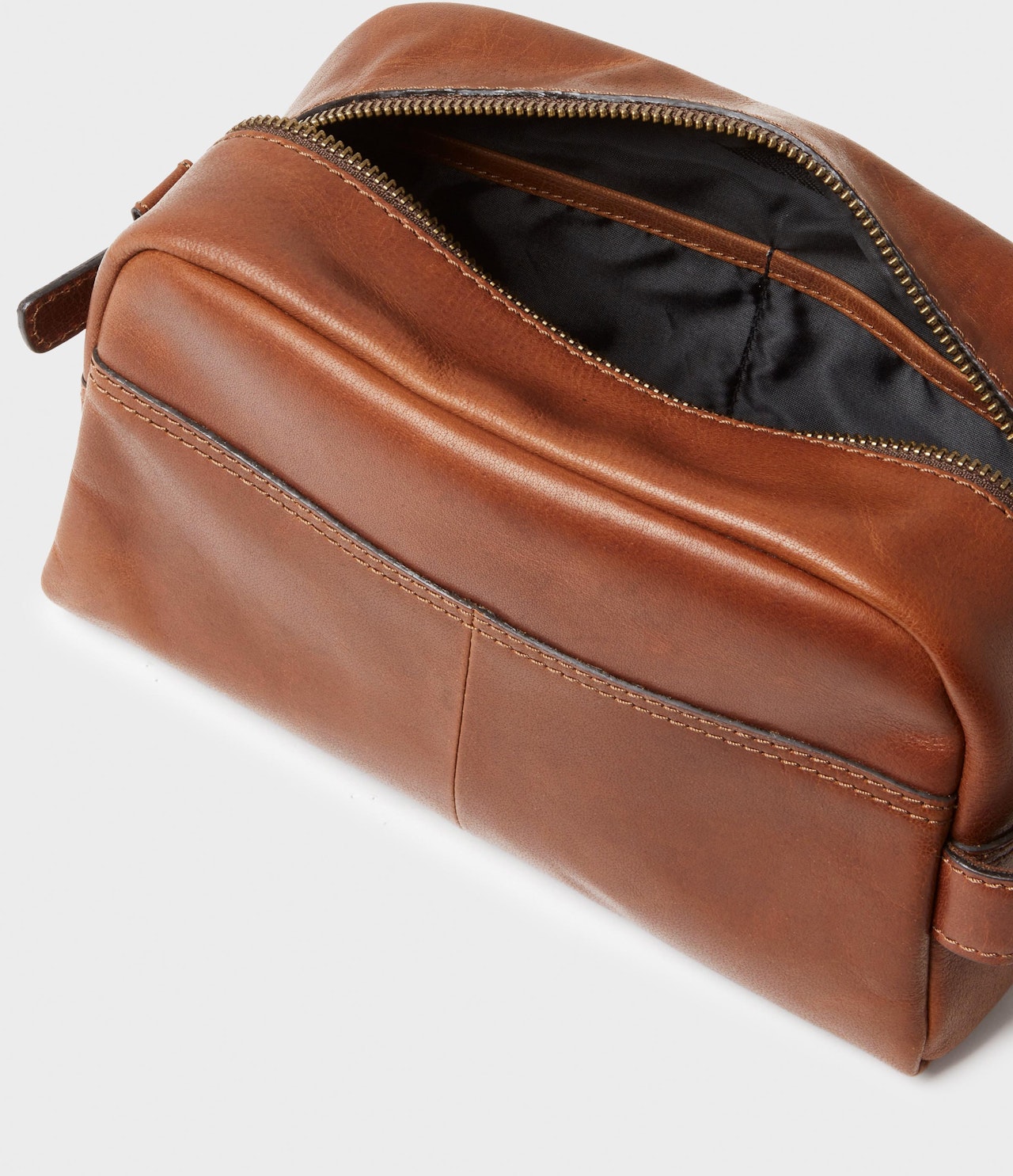 necessär saddler christianshavn midbrown brun läder leather 