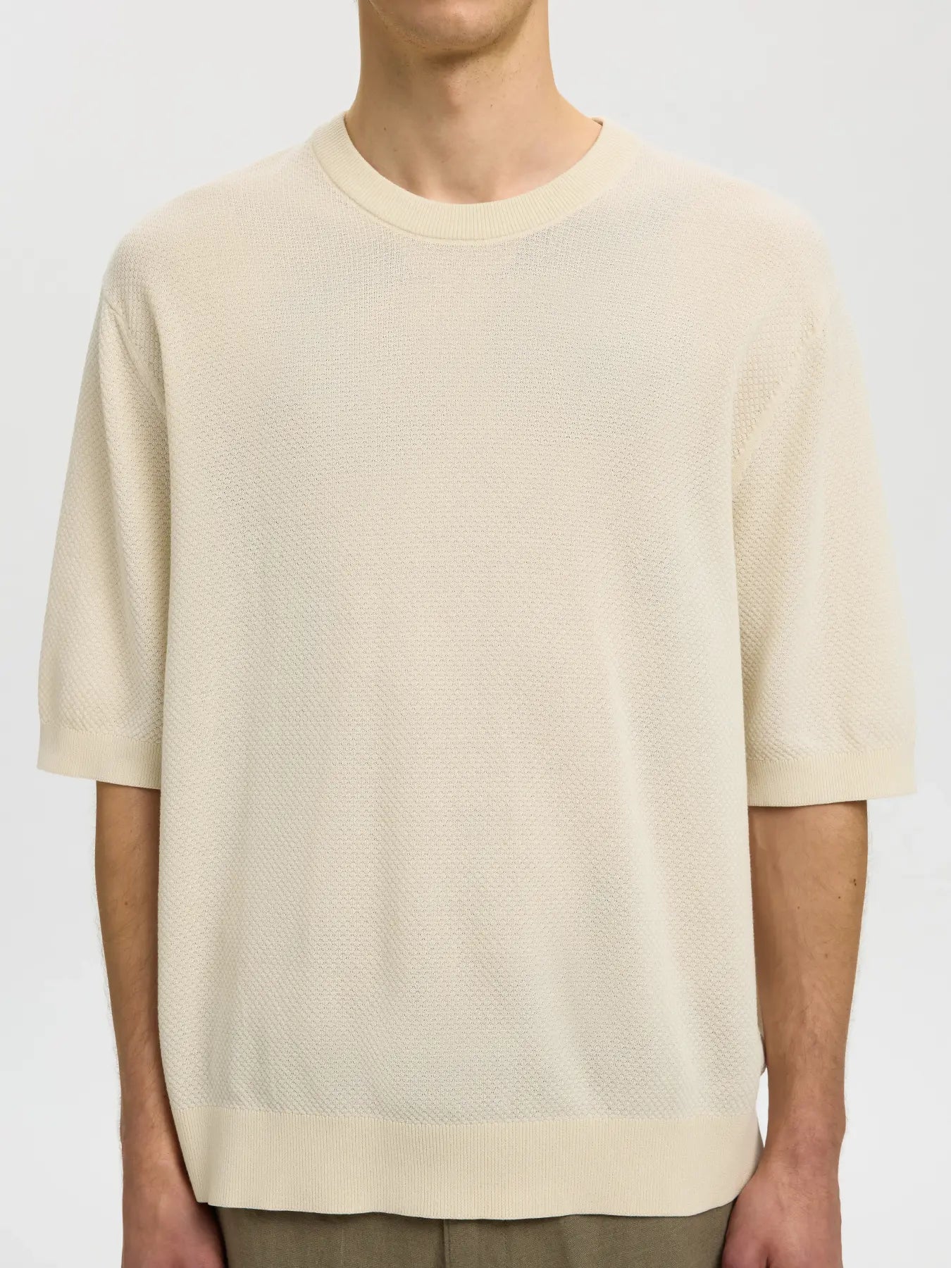 t-shirt selected homme torino ss relaxed structure crew neck tee stickad brich sand beige stenungsund
