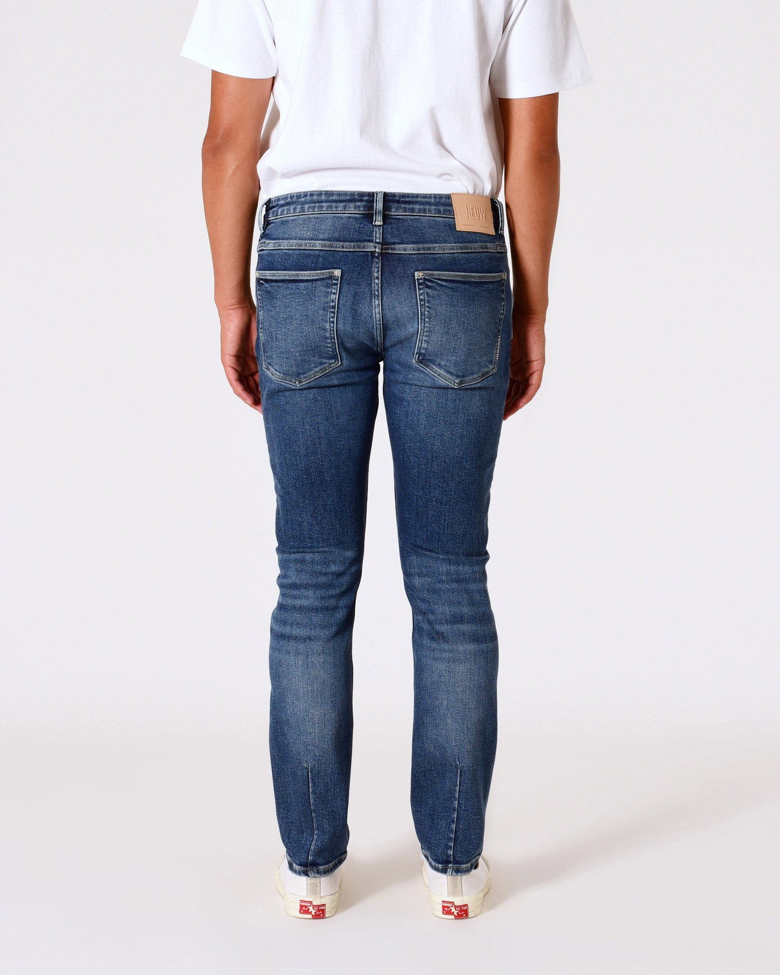 jeans denim neuw lou slim neuwdenim stretch bomull ranch mid vintage indigo blåjeans slitnajeans ljusajeans