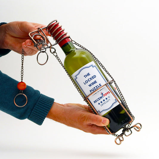 pussel spel låsta vinflaskan ohlsson & lohaven present wine puzzle