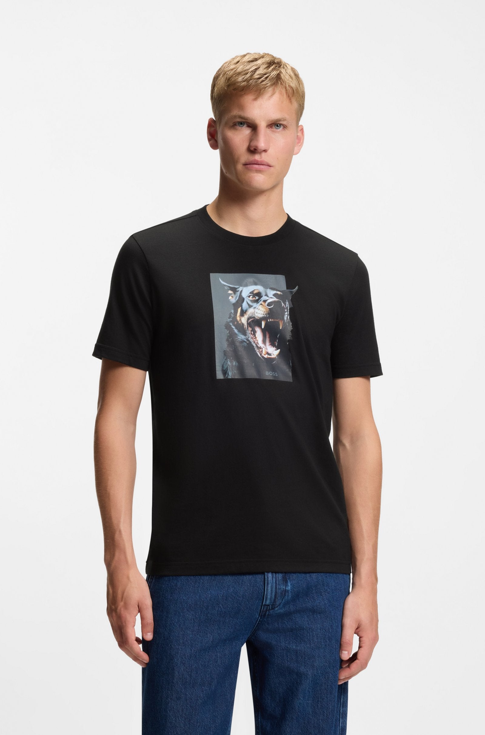 t-shirt boss te doberman hugo boss hund print tee black svart